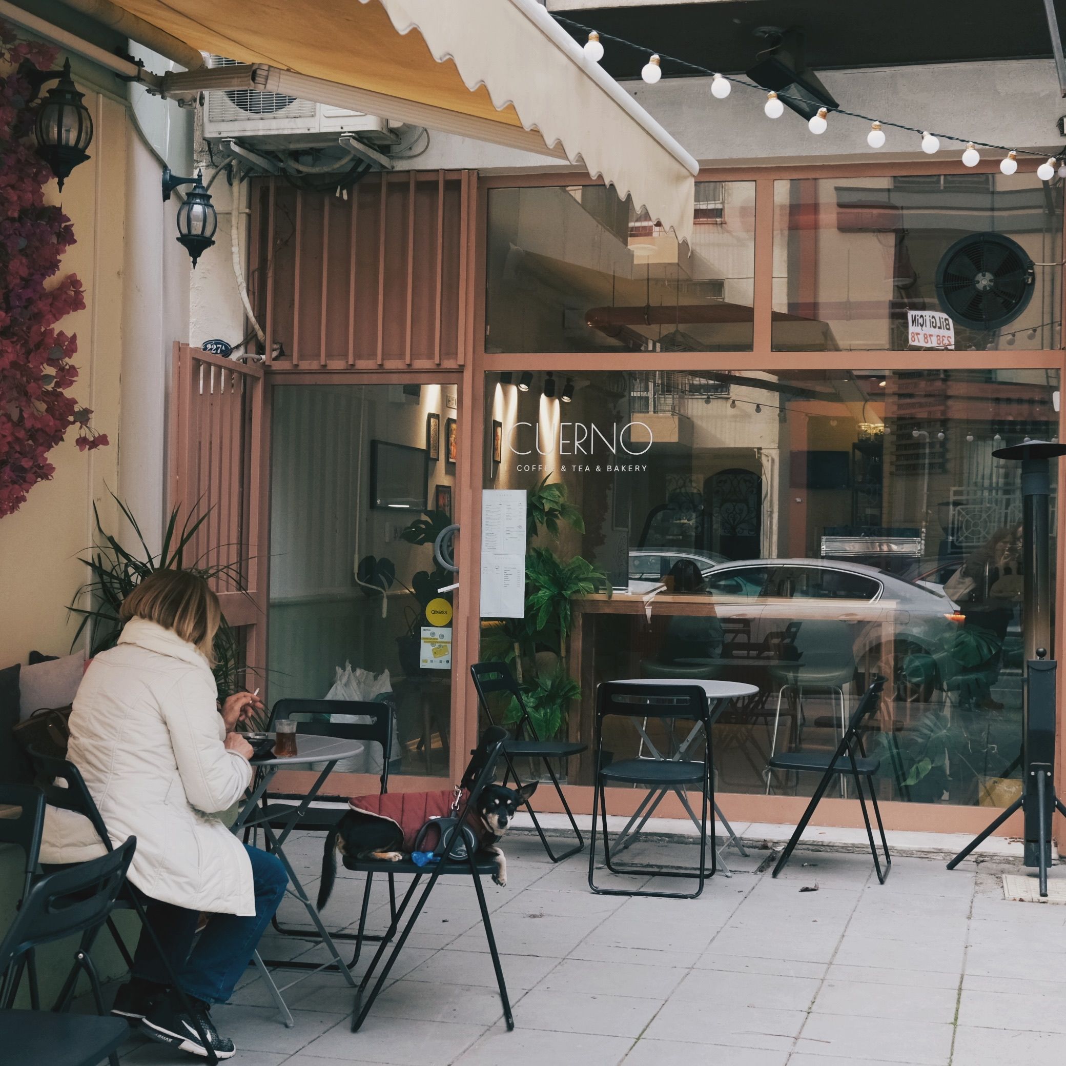 Außenbereich des Cafés